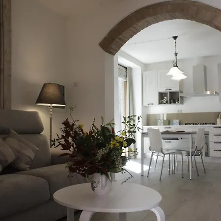 La Casa Di Elvira 別荘 San Gusmè