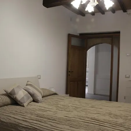 La Casa Di Elvira 別荘 San Gusmè