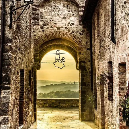 La Casa Di Elvira San Gusmè